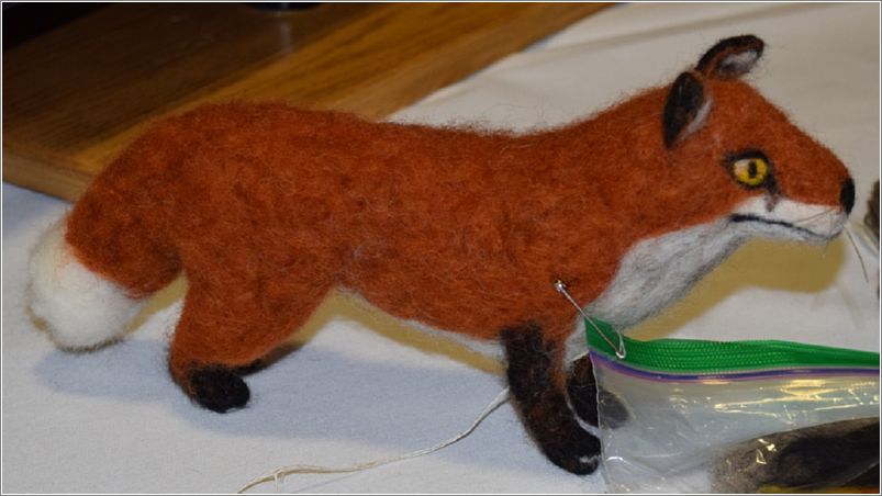 Ella Farrells needle felted fox. Photo: Peggy Lundquist.